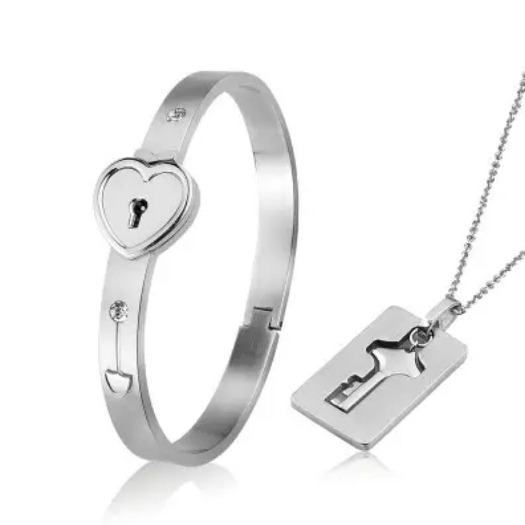 Couple's Lock and Key Bracelet Set