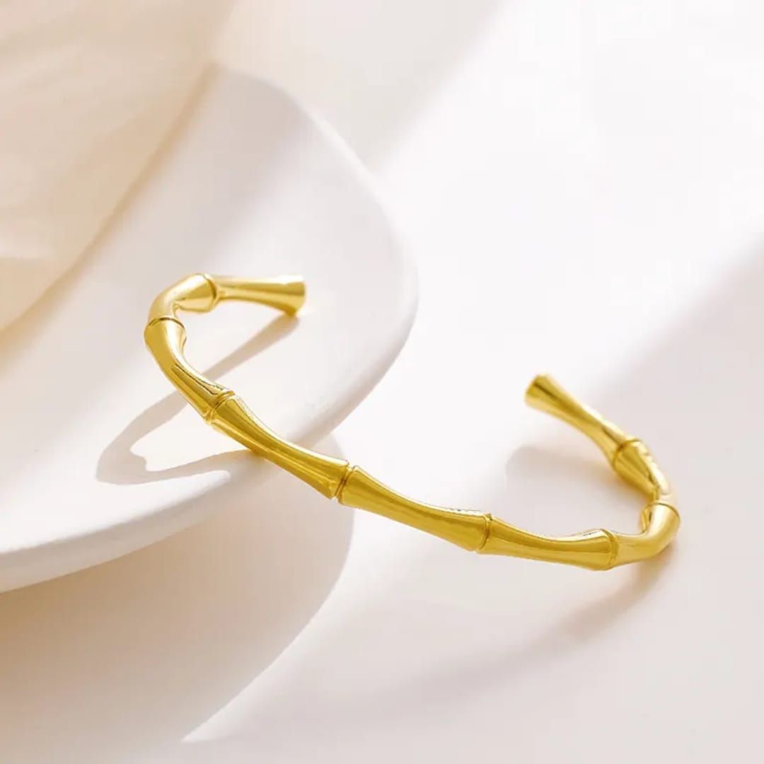 Blind Date Statement Bracelet