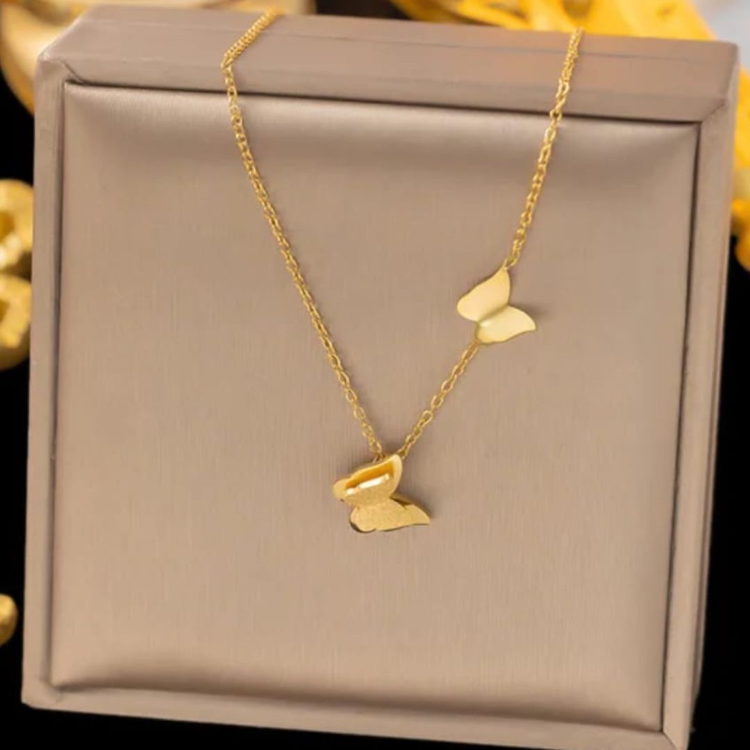 Social Butterfly Neckpiece