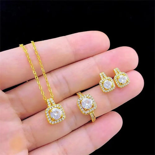 Glamour Gleam Necklace Set
