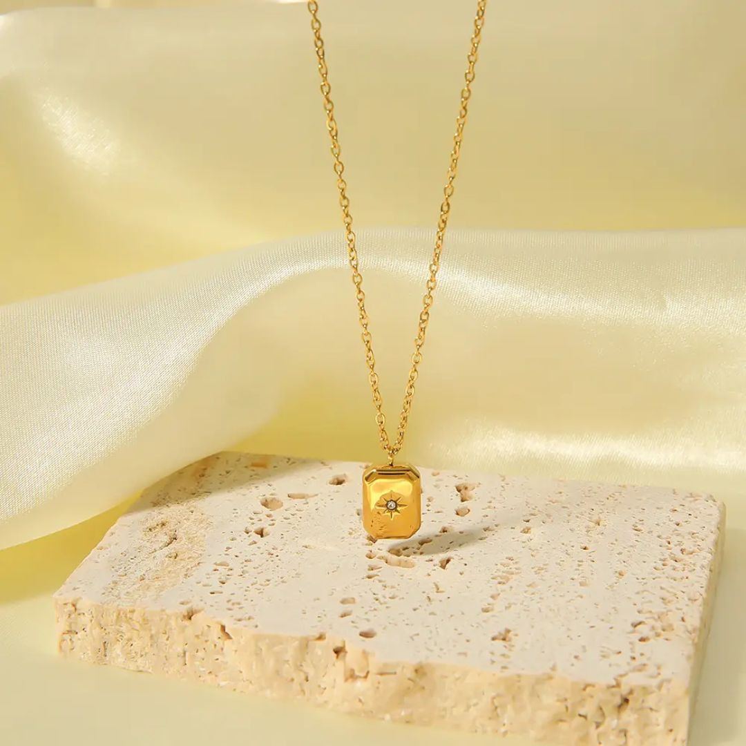 Bling Blogger Necklace