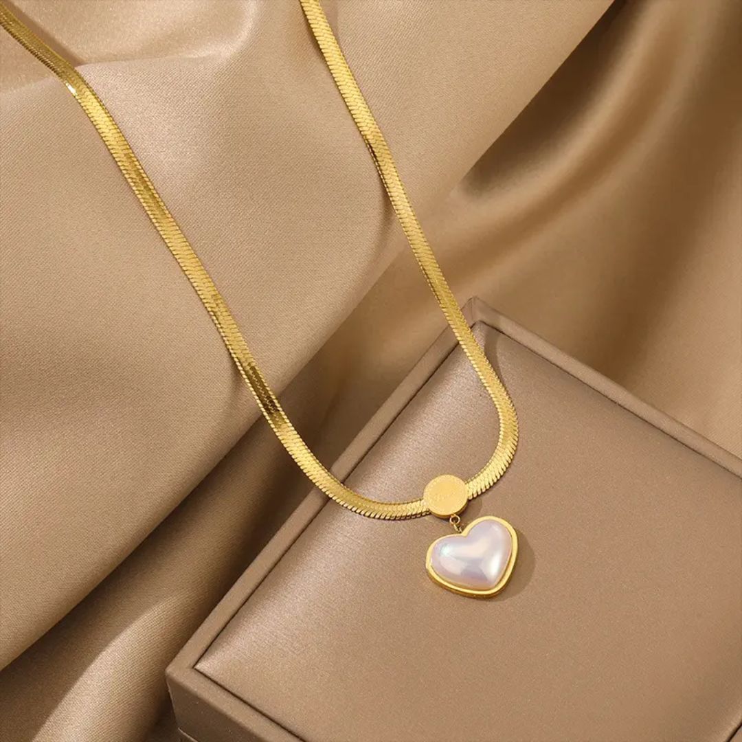 Pearl Me Pretty Necklace