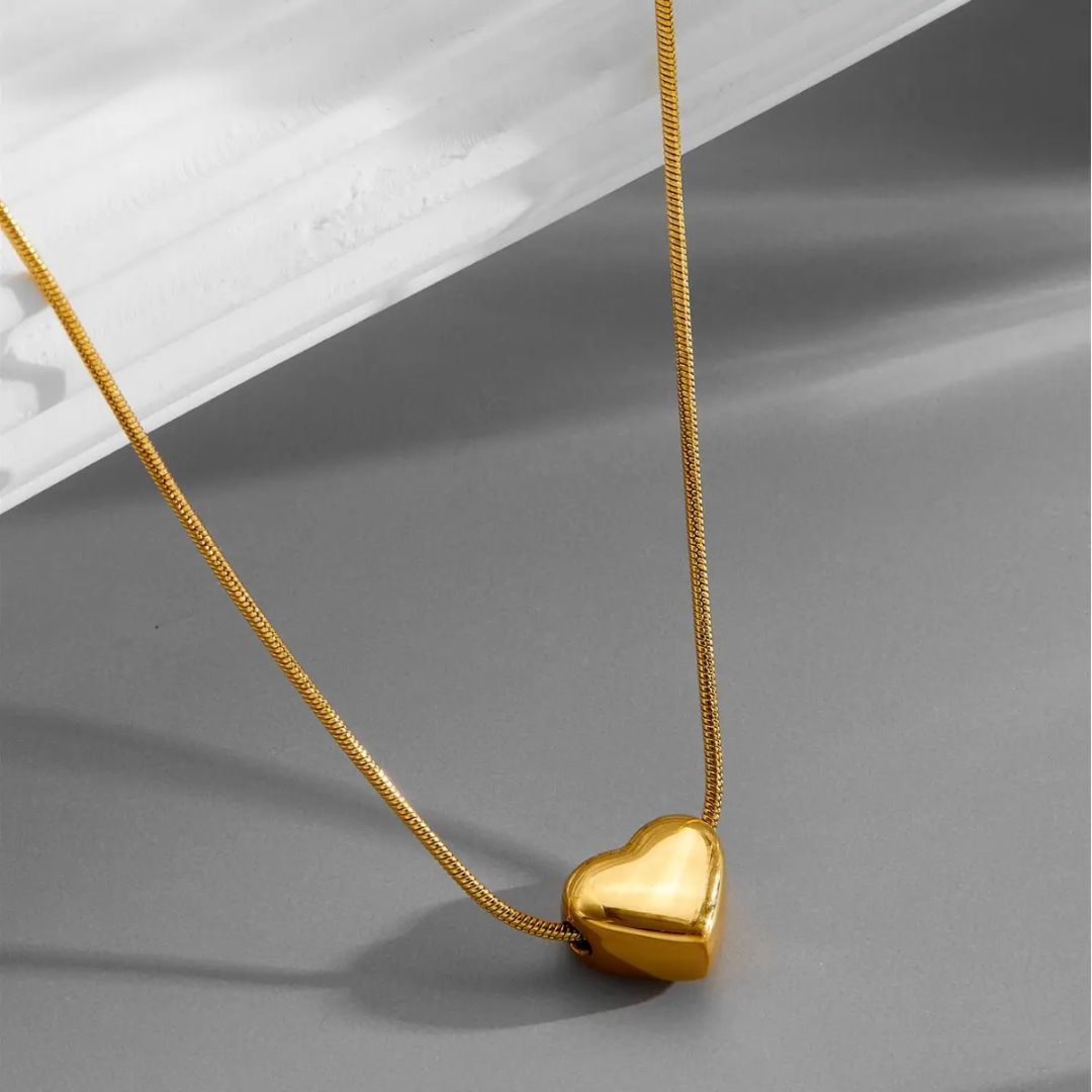 Chic Heart Necklace