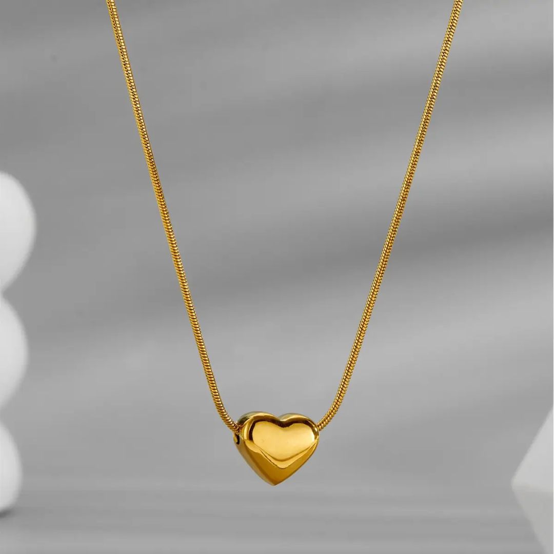 Chic Heart Necklace