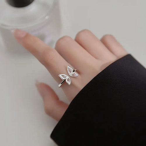 Float like a butterfly Ring