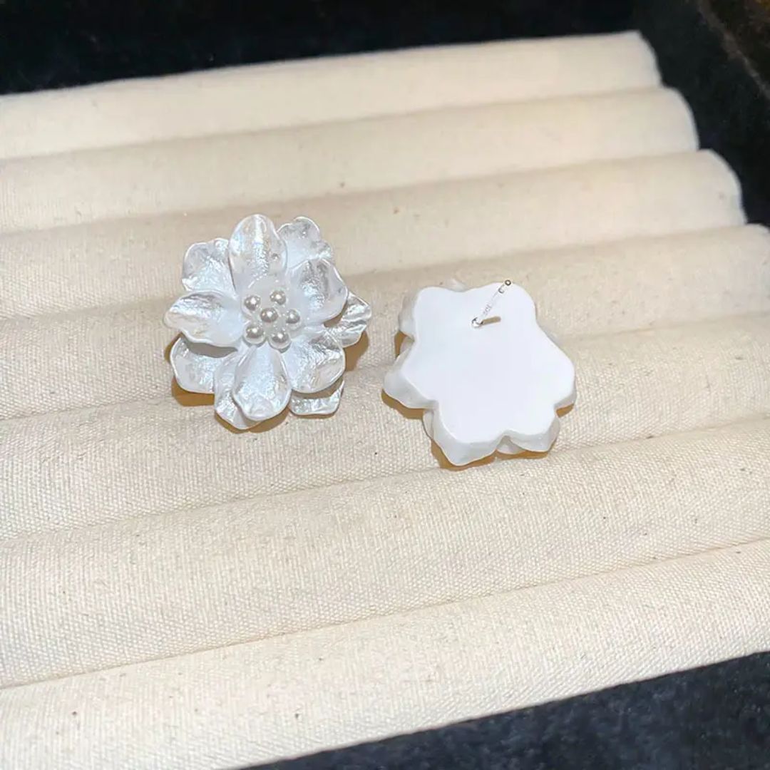 As Fresh As Daisy Earring