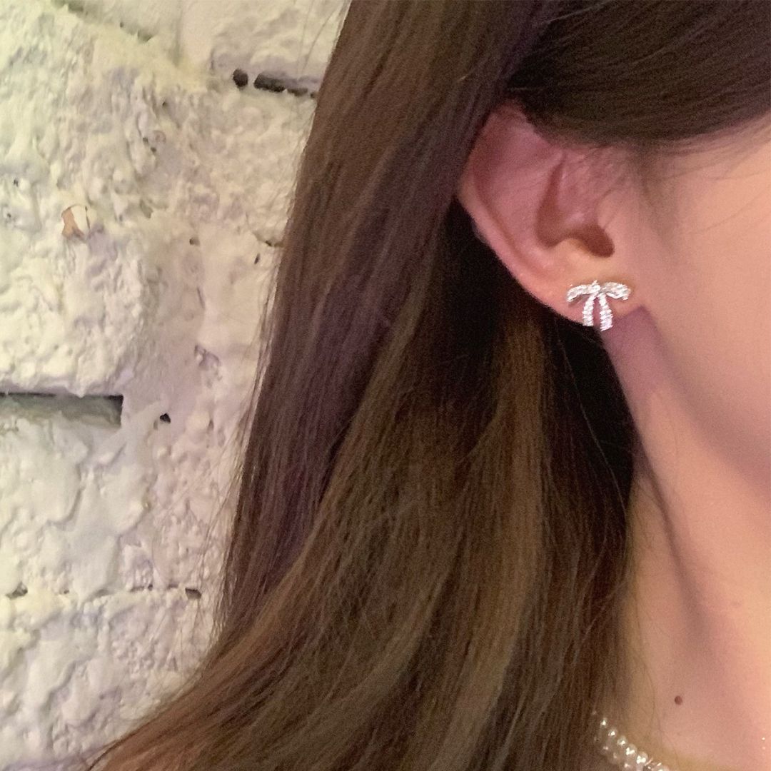 Dreamy Korean Bow Earring