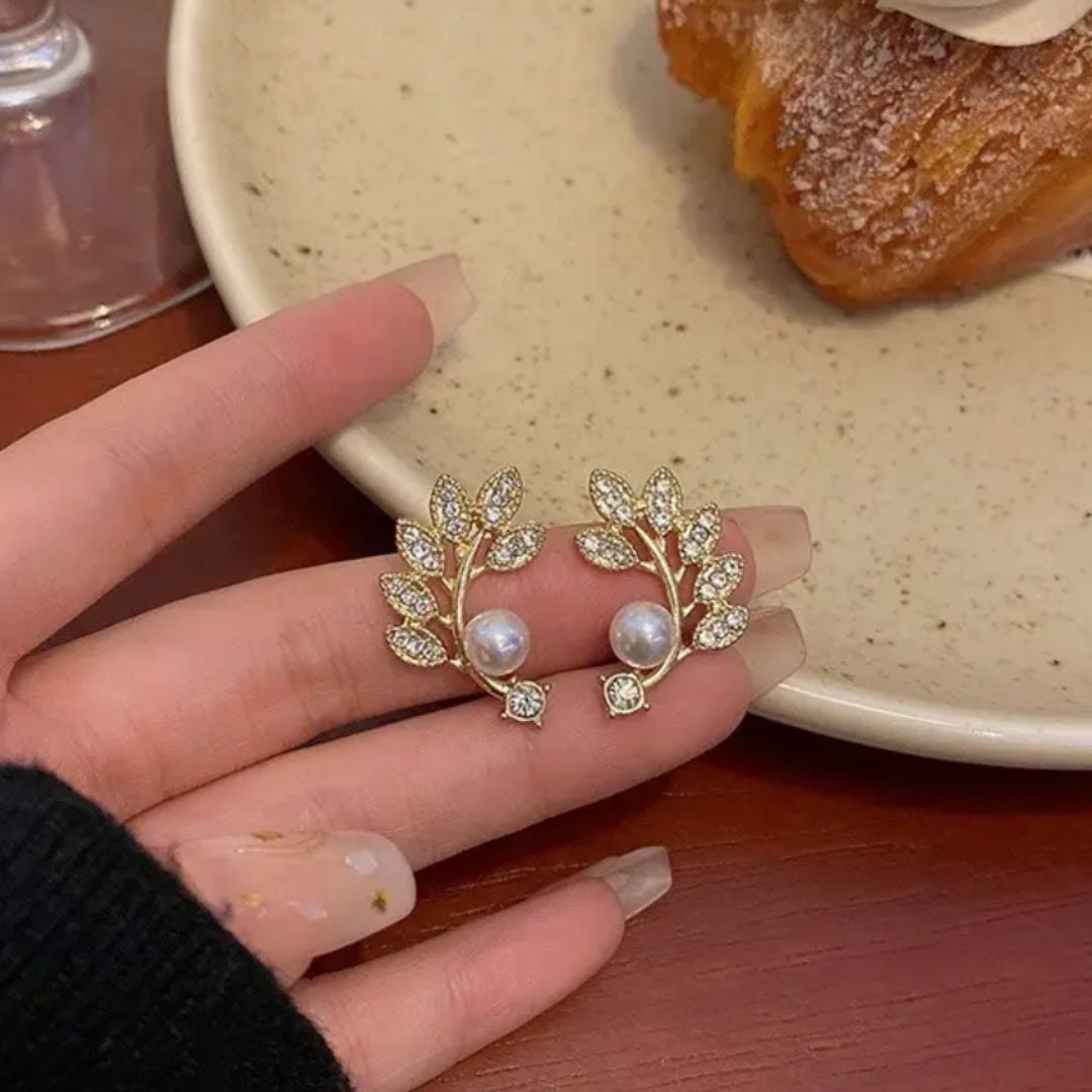 Pearlfect Minimal Earrings
