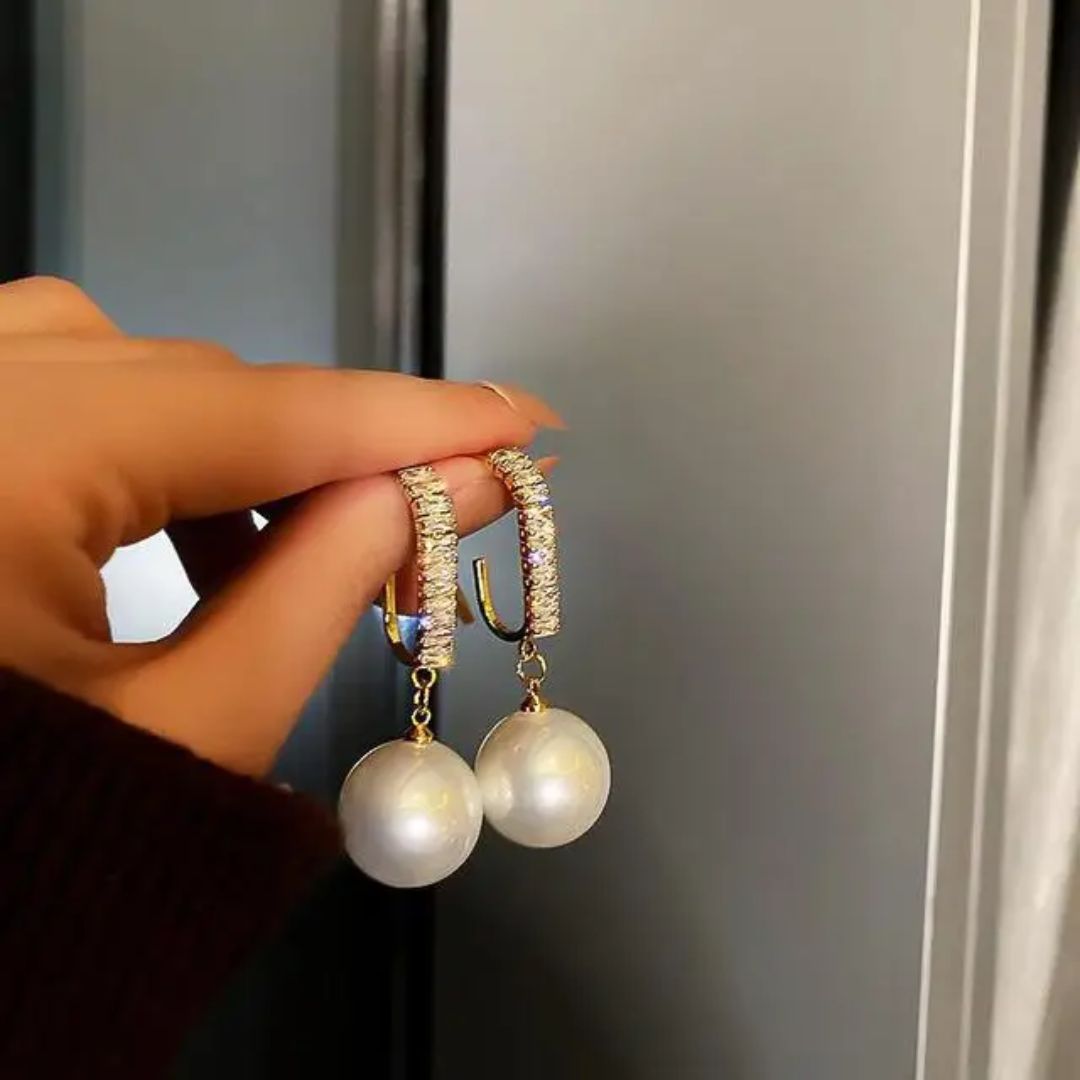 Pearlfect Drop Earrings