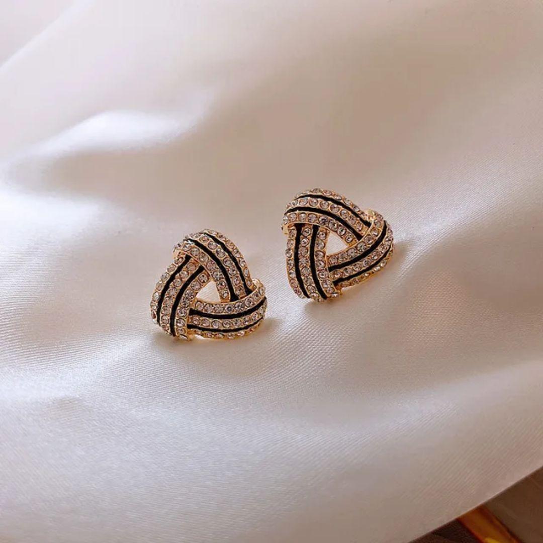 Glow Flame Minimal Earring