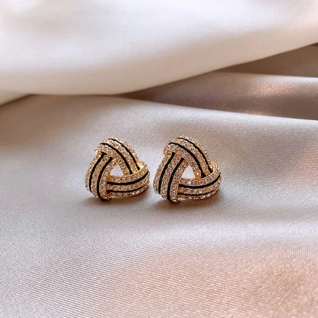 Glow Flame Minimal Earring