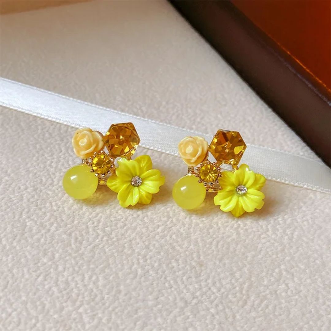 Bloom Petal Earring