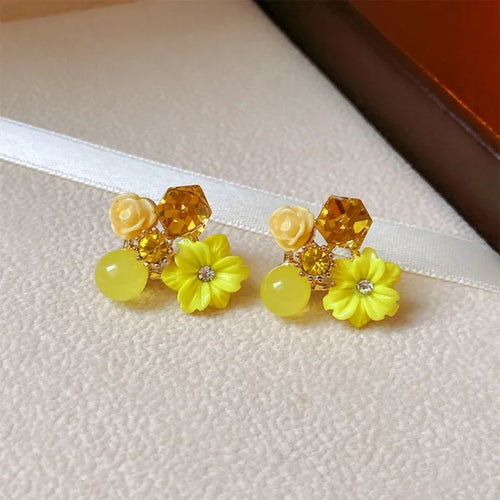 Bloom Petal Earring