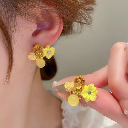 Bloom Petal Earring