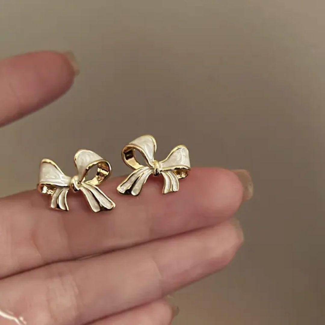 Bling Blogger Bow Earring