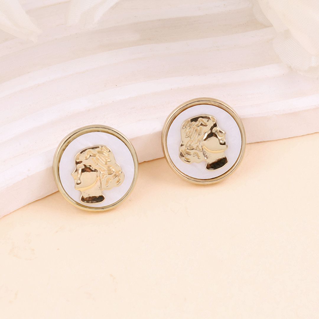 Blind Date Stud Earrings