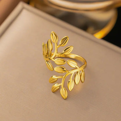 Dazzling Dainty Leaf Ring