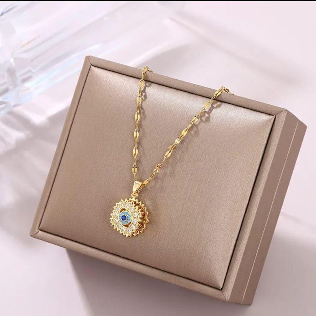 Dazzling Evil eye Neckpiece