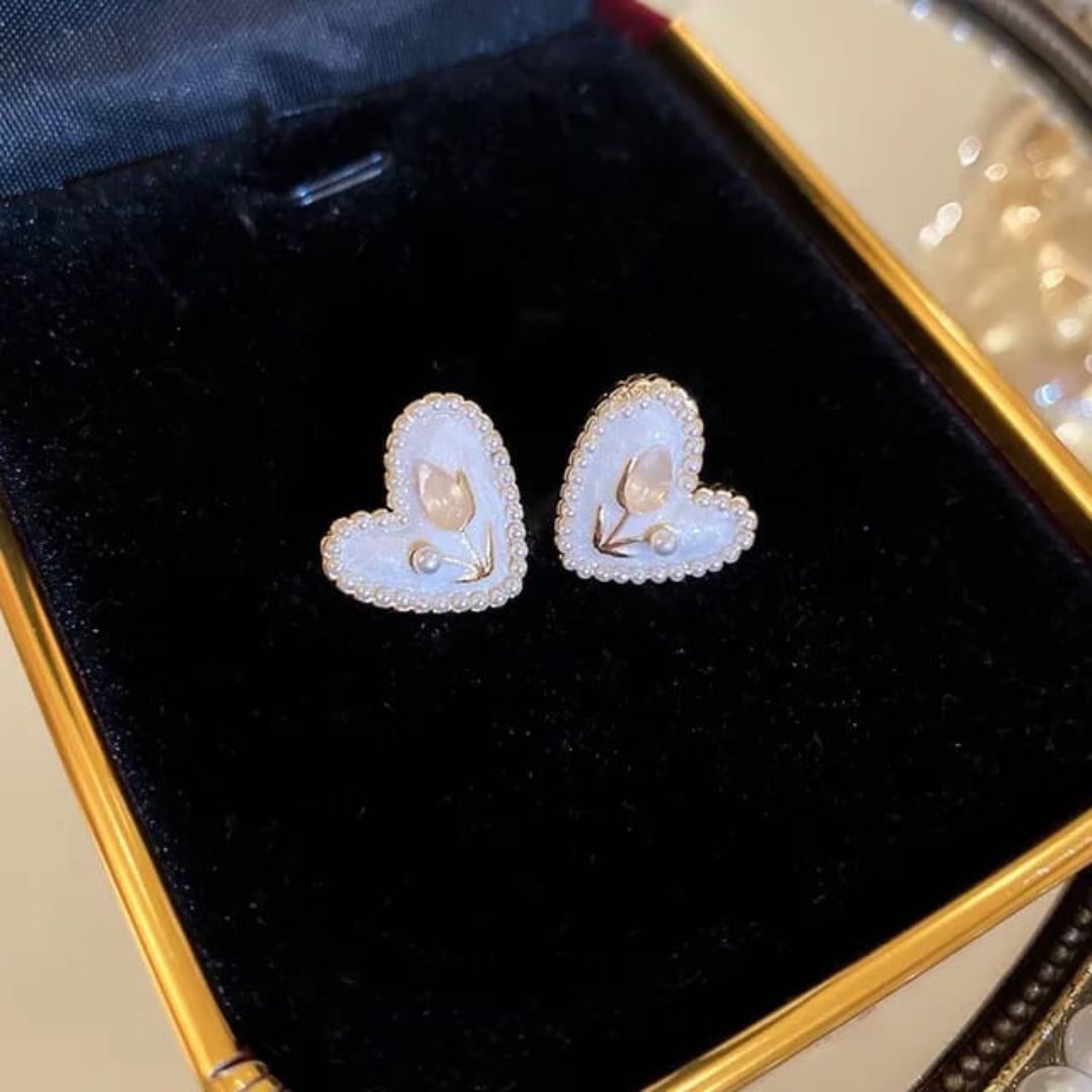 Bling Blogger Heart Earrings