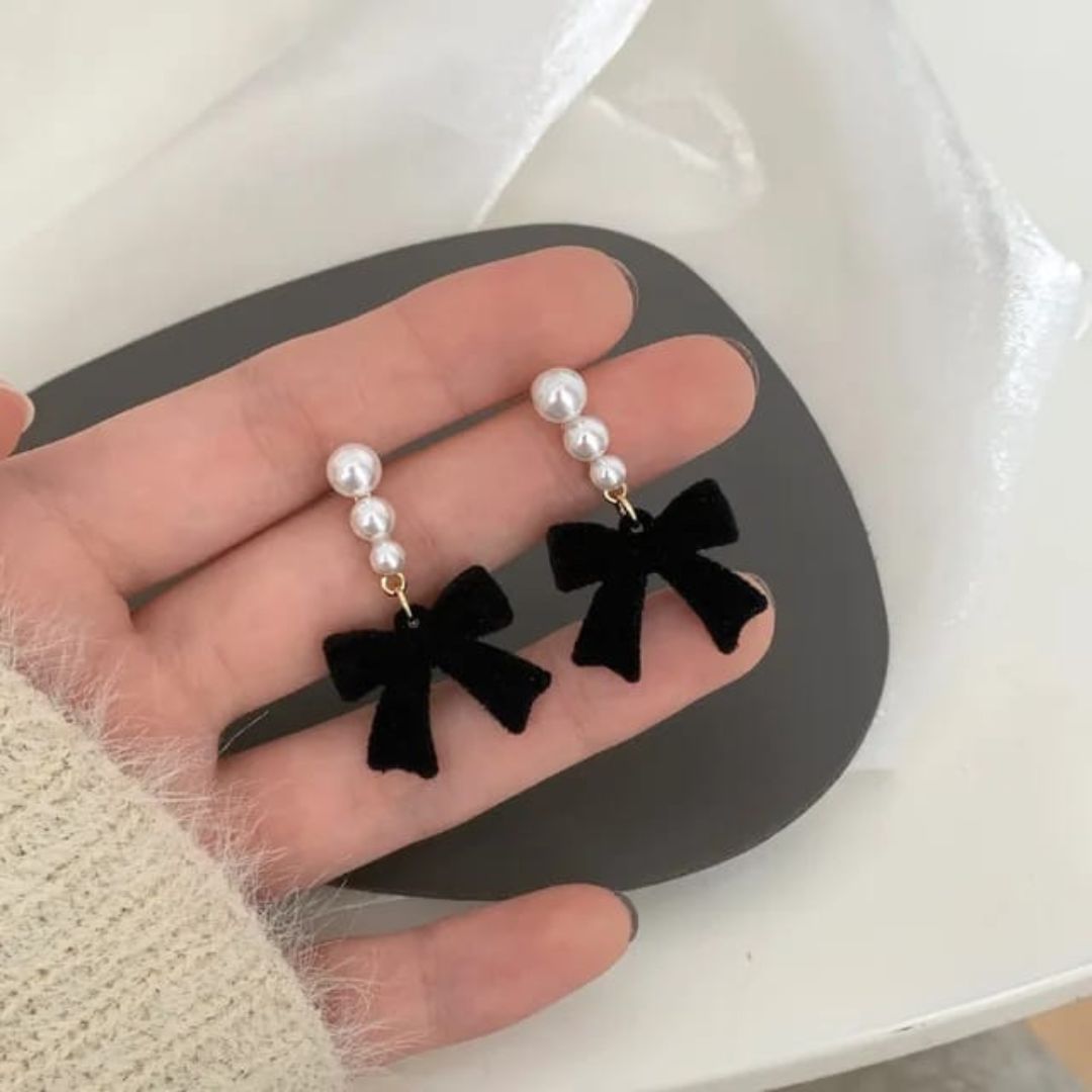 Black Jack Bow Earrings