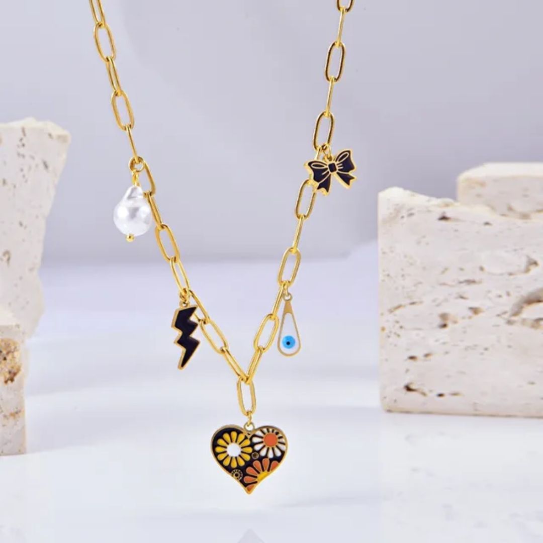 Rule The Heart Linked Necklace