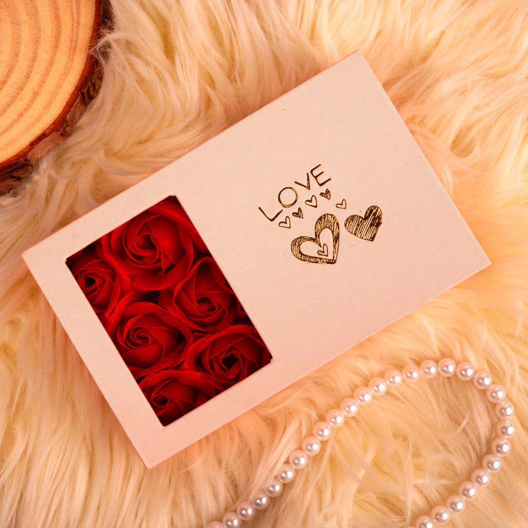 Red Rose Petals Jewellery Gift Box