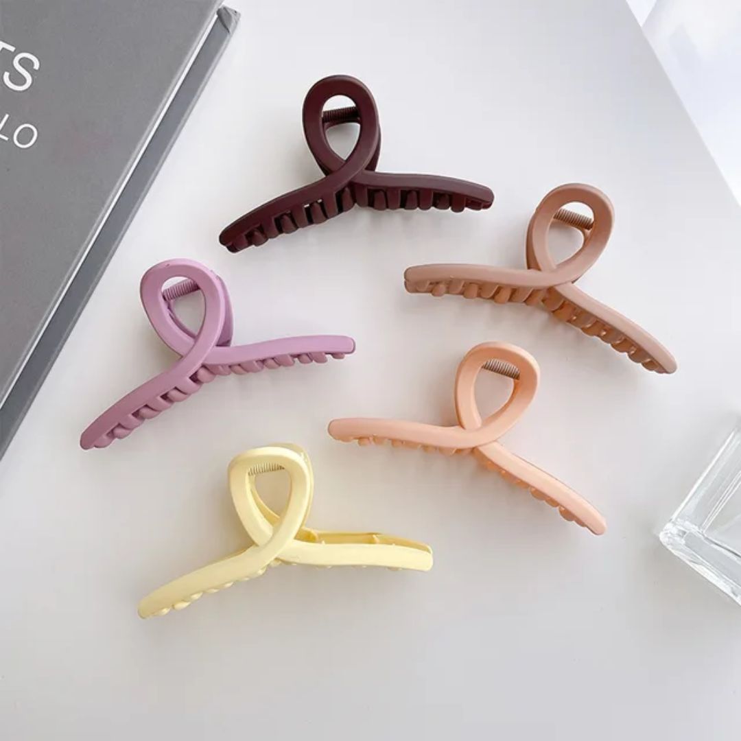Classy matte hair claw (pack of 1)