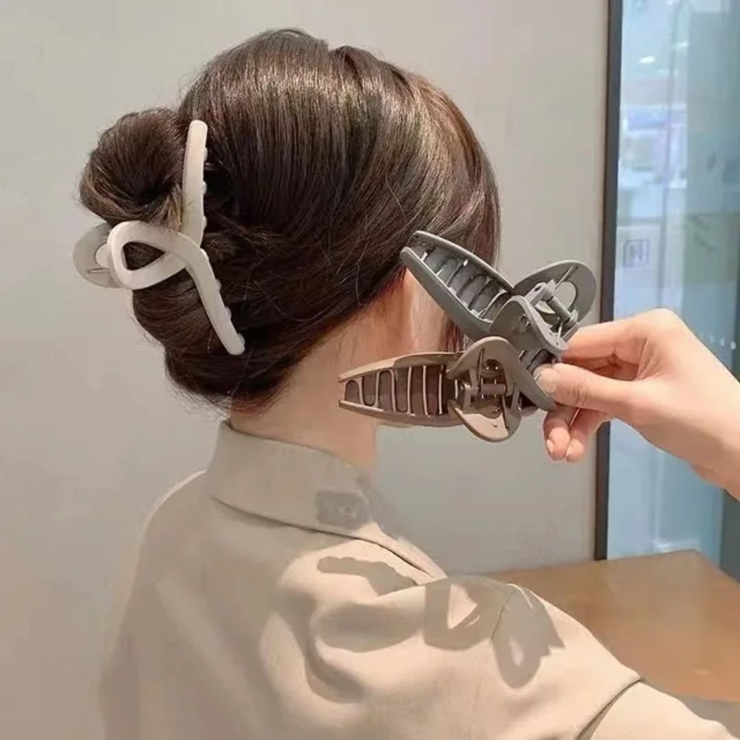 Classy matte hair claw (pack of 1)