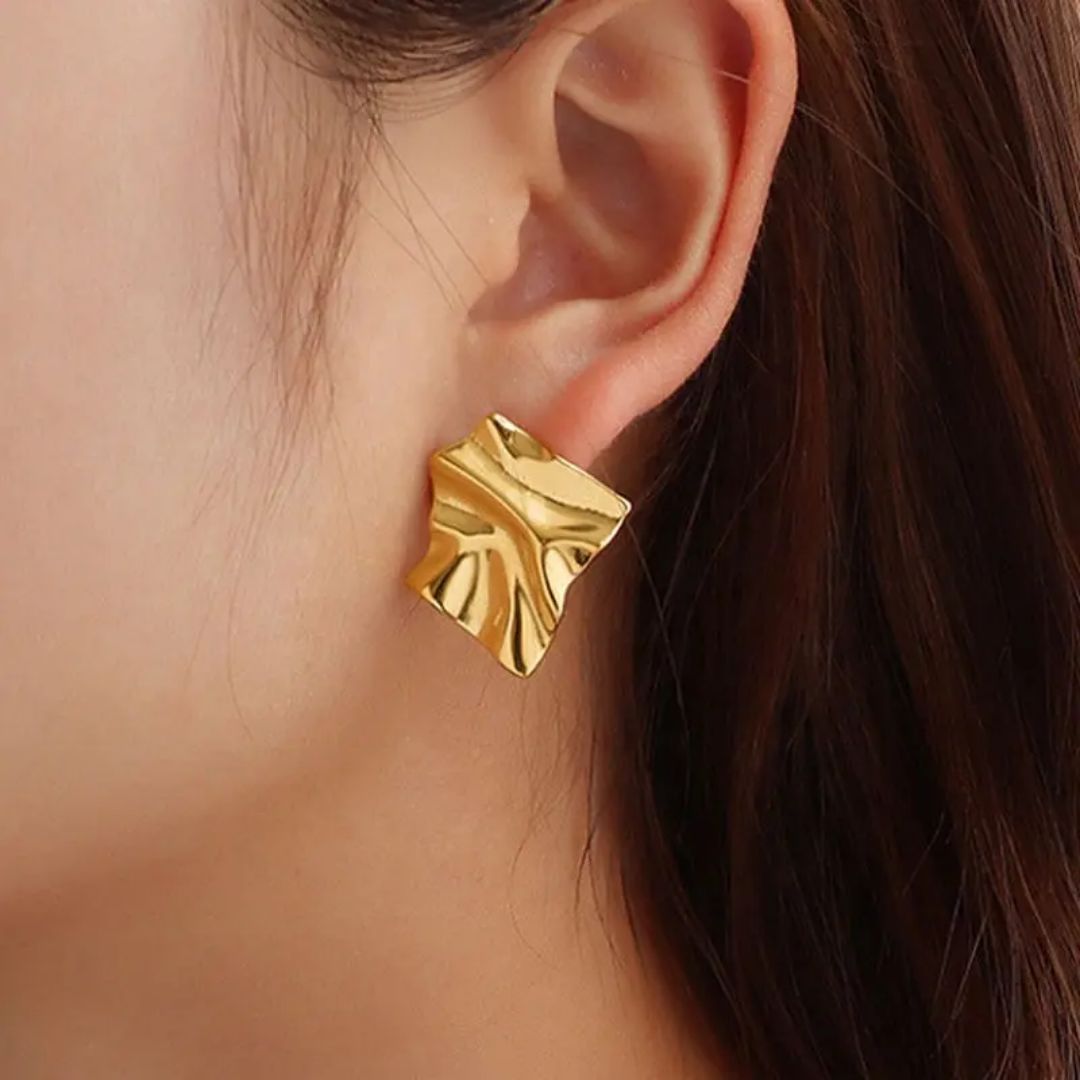 Golden Chunky Statement Earring