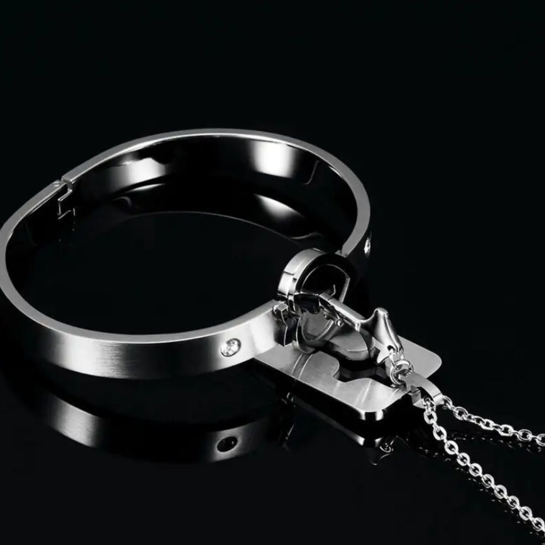 Couple's Lock and Key Bracelet Set