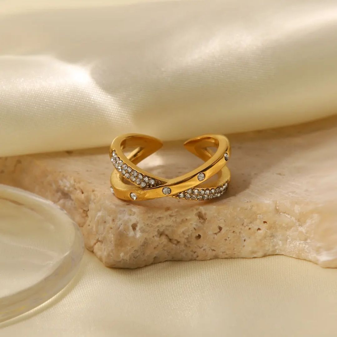 Twilight Twist Ring