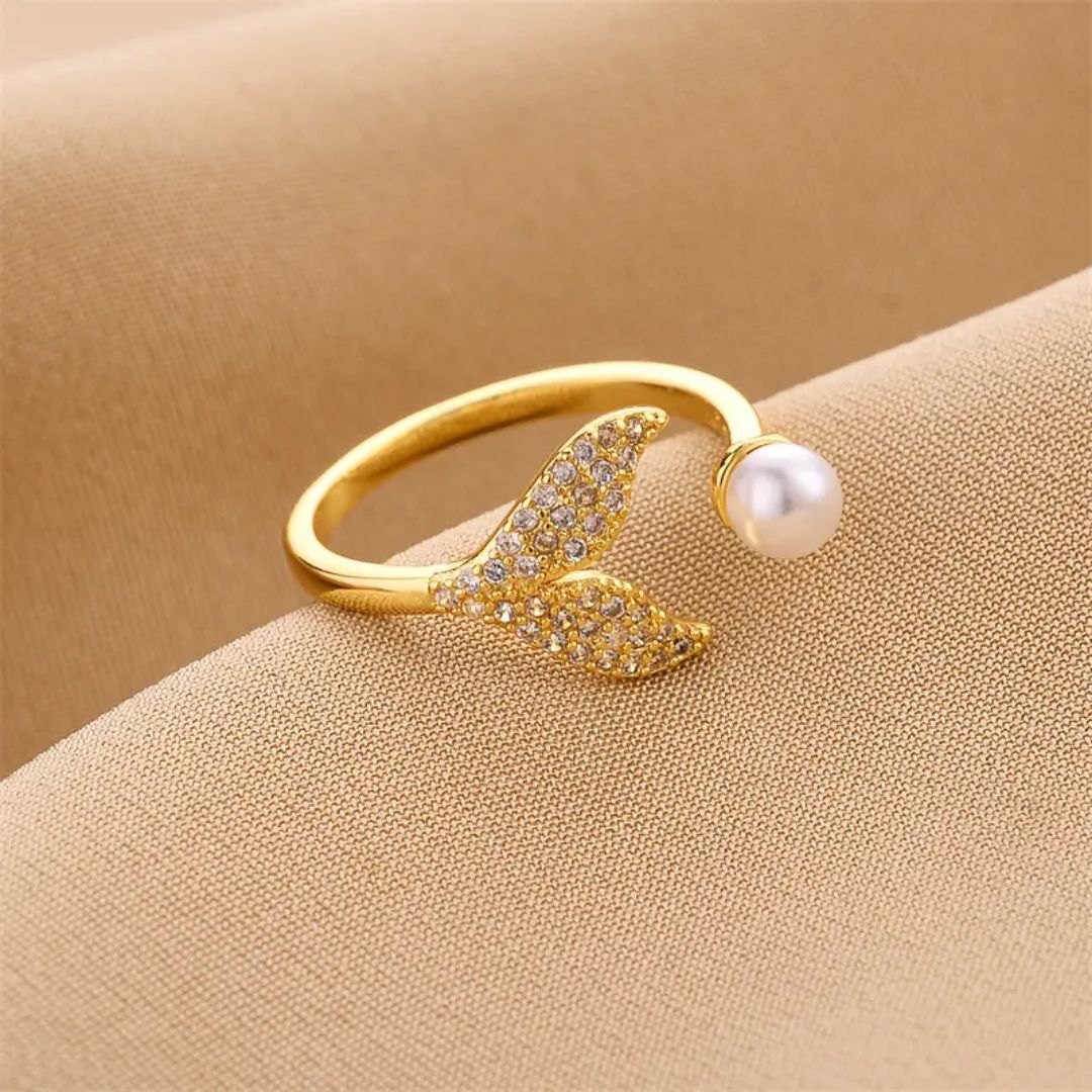 Bling Blogger Pearl  Ring