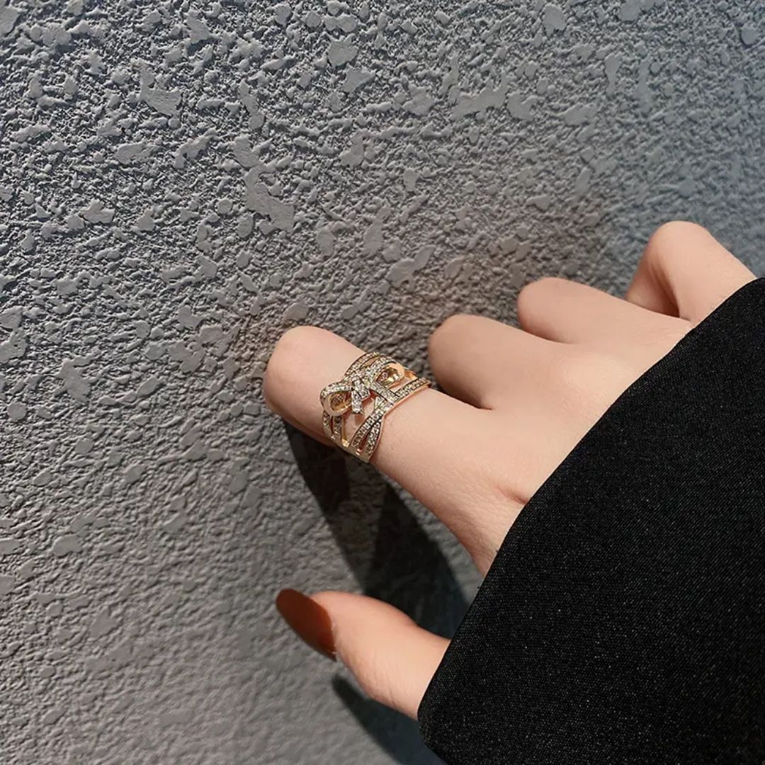 Bling Blogger Bow Ring