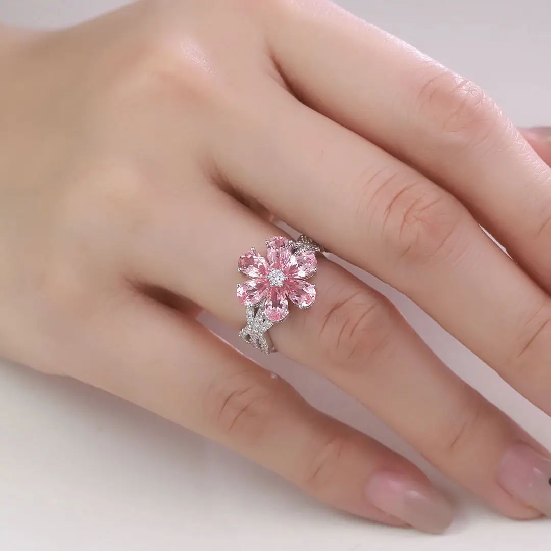 Cozy Crystal Flower Ring