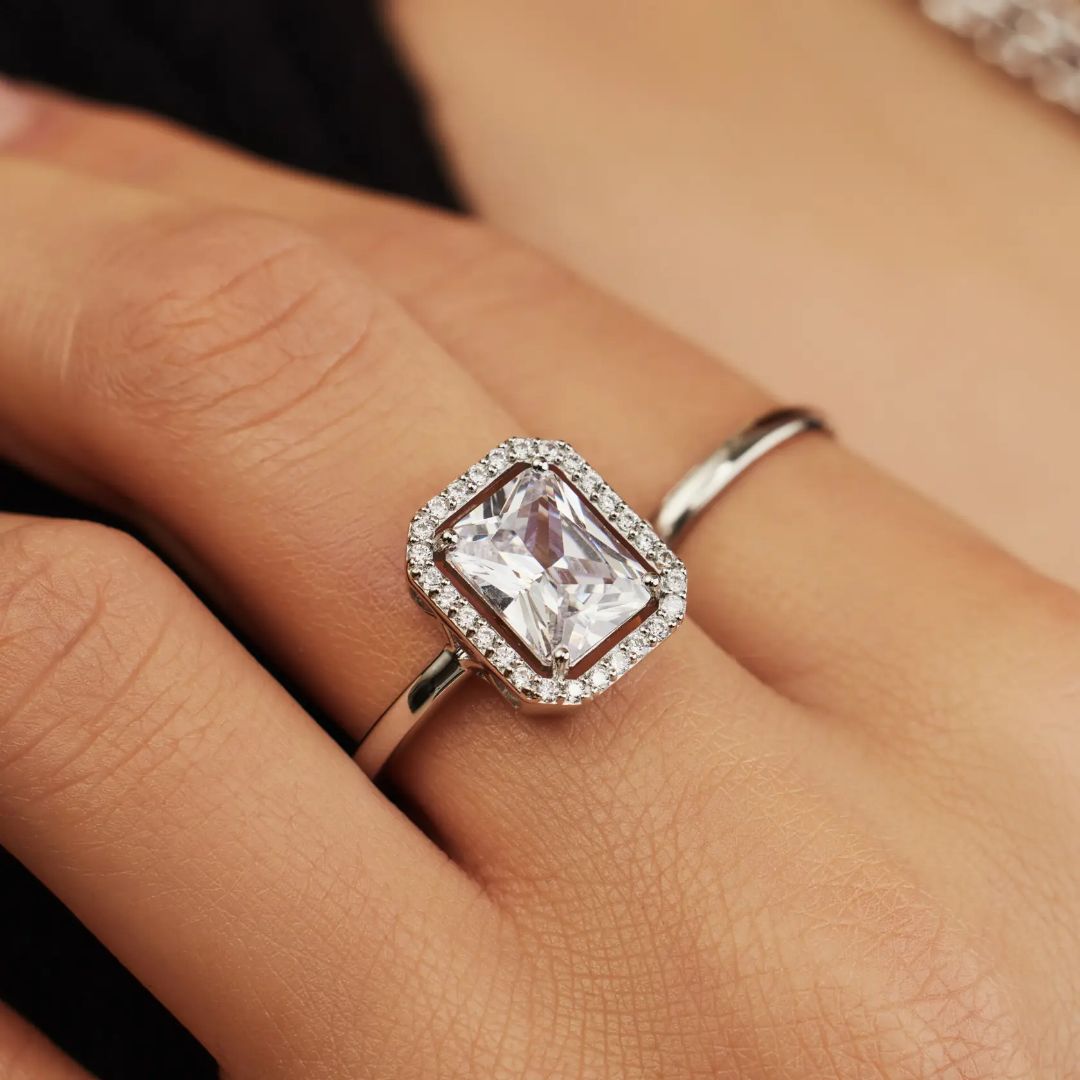Dazzling Halo Ring