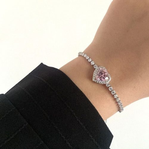 Delicate Heart Chain Bracelet: