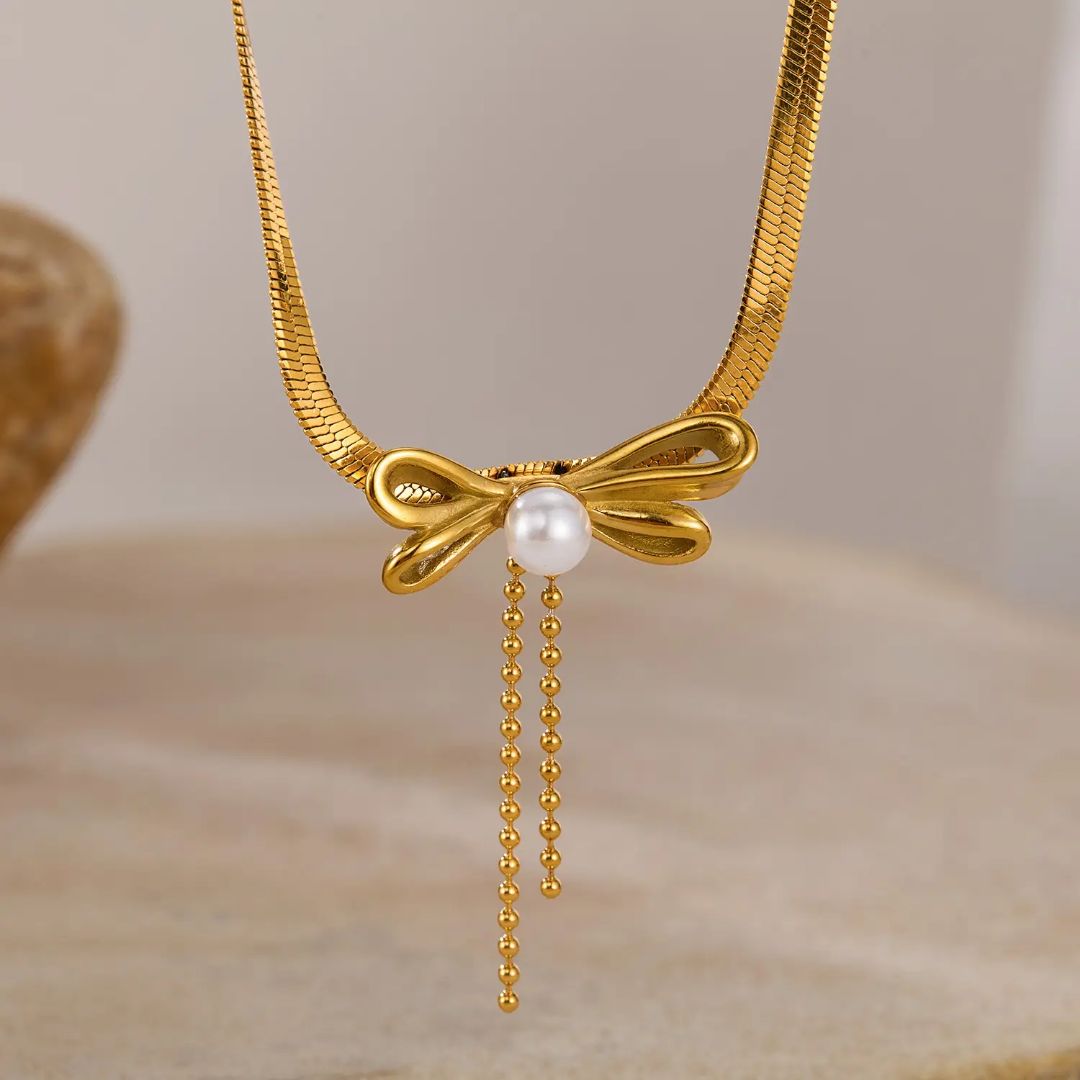Bow Pearl Dangle Necklace