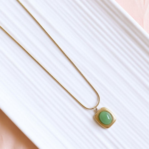Emerald Green Pendant Necklace