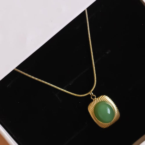 Emerald Green Pendant Necklace