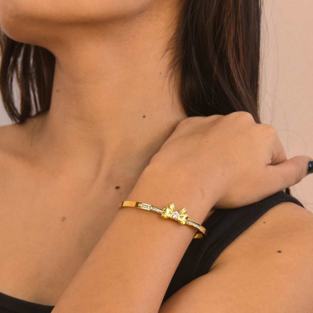 Elegant Bow Cuff Bracelet
