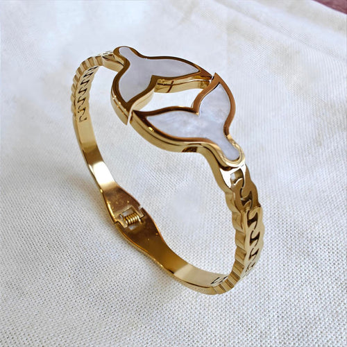 Golden Mermaid Tail Bracelet