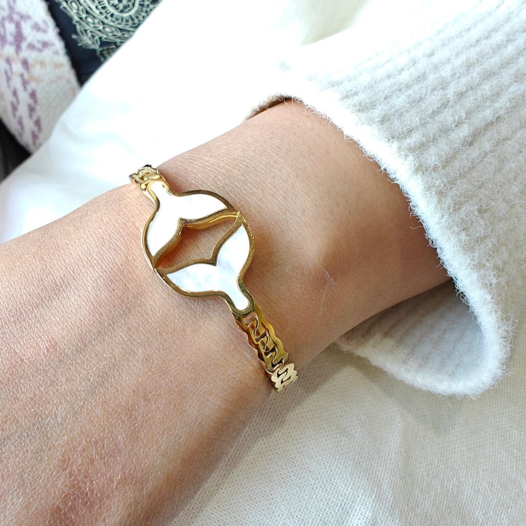 Golden Mermaid Tail Bracelet