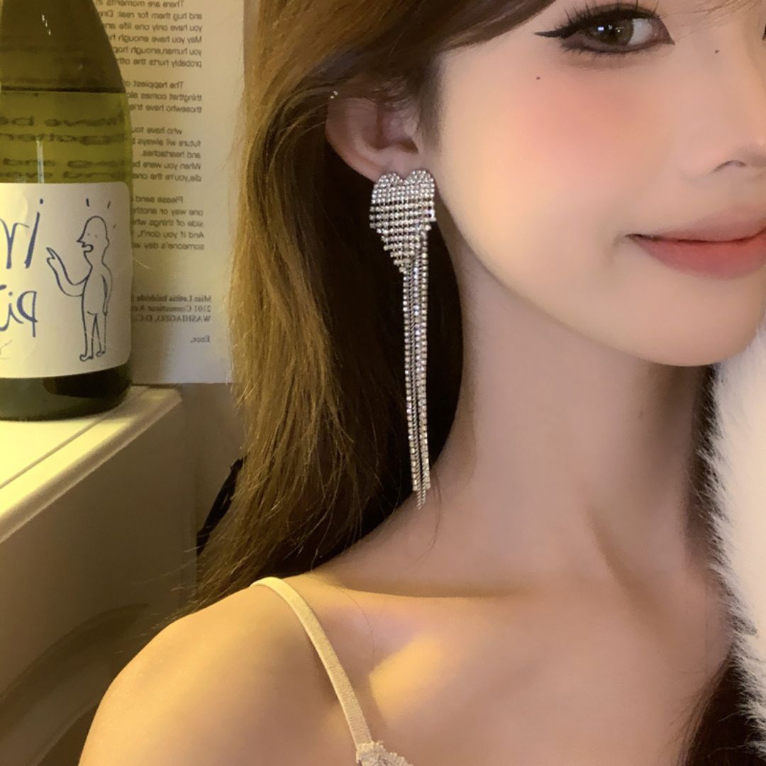 Dazzling Heart Tassel Earrings
