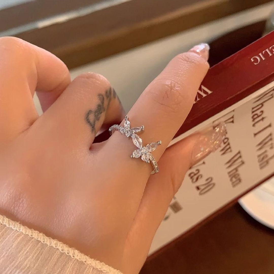 Minimal Butterfly Ring