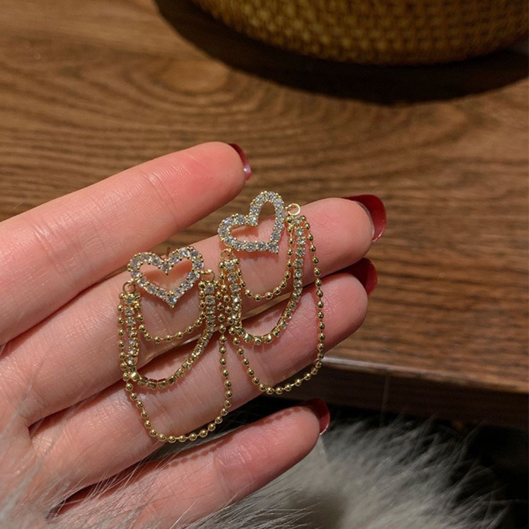 Dangling Heart Earrings