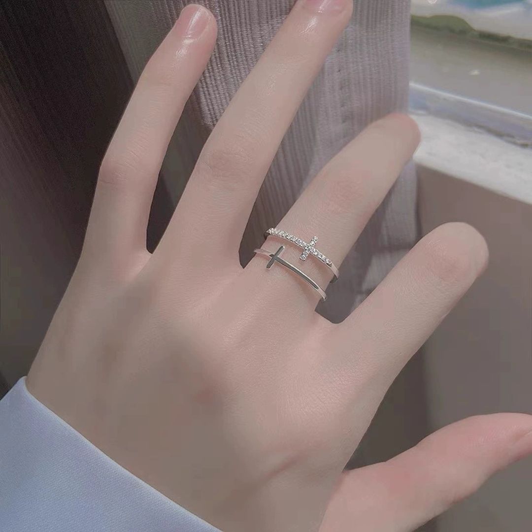 Double Cross Ring
