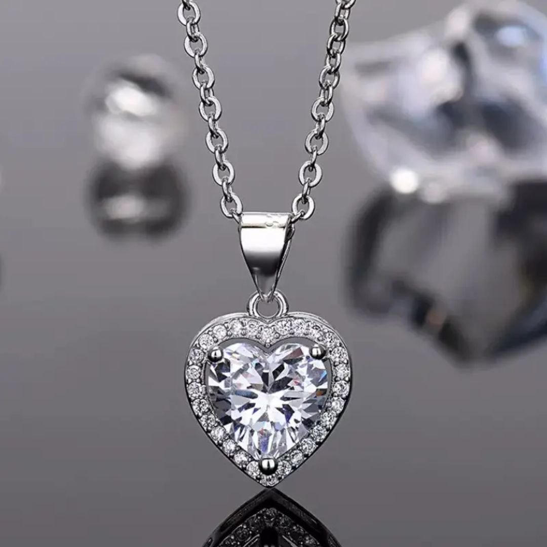 Dainty Heart Chain Necklace