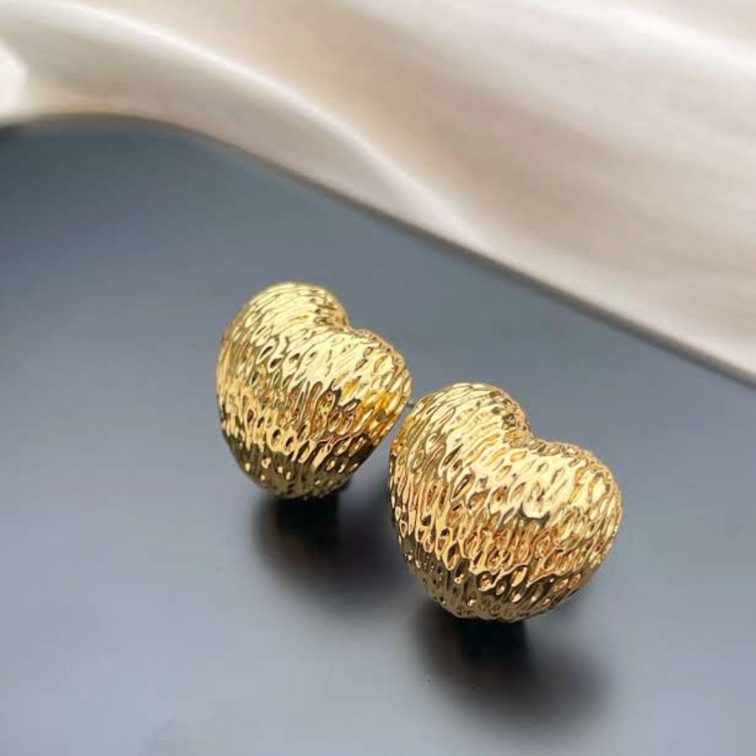 Golden Luxe Heart Stud Earring
