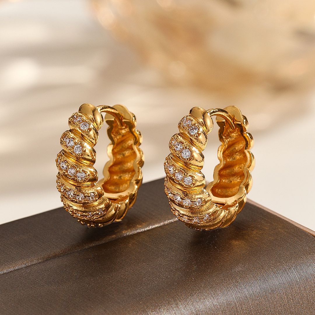 Tiny Heart Bliss Hoops Earring