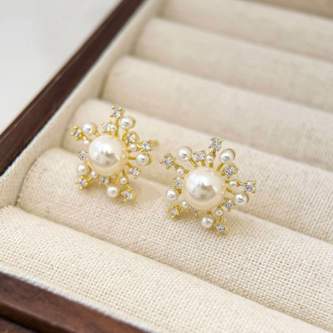 Ethereal Radiance Sunbursts Earring